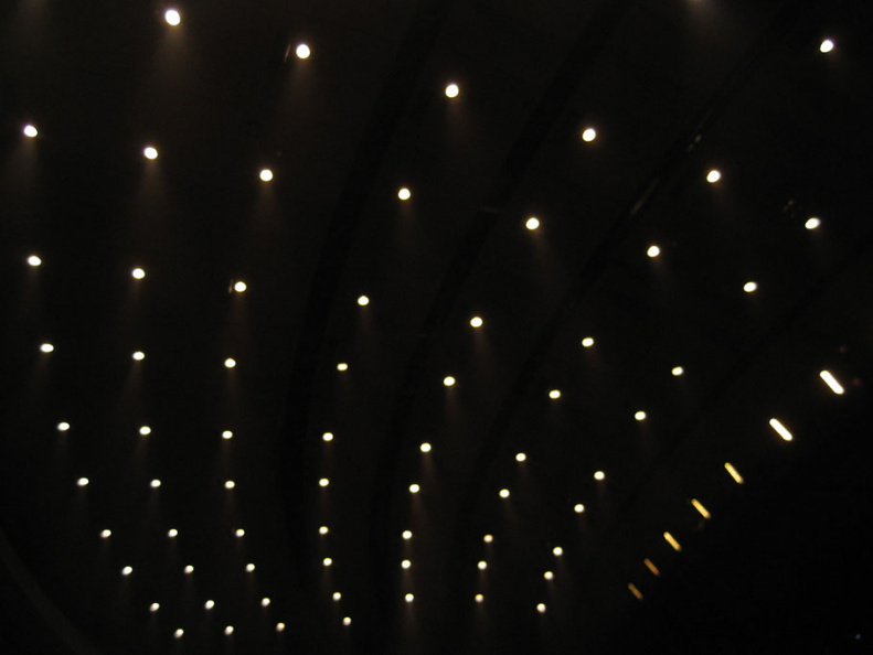 plafond du palais des congres